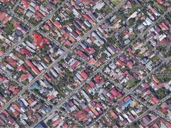 Voluntari, centru Nicolae Iorga, strada lata, verde, trotuare, Primarie